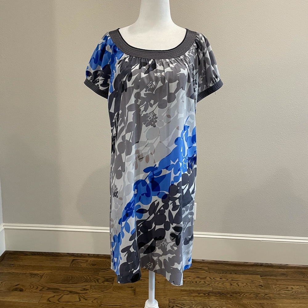 Anthropologie Moulinette Soeurs Skyleaf blue and gray silk short sleeve dress